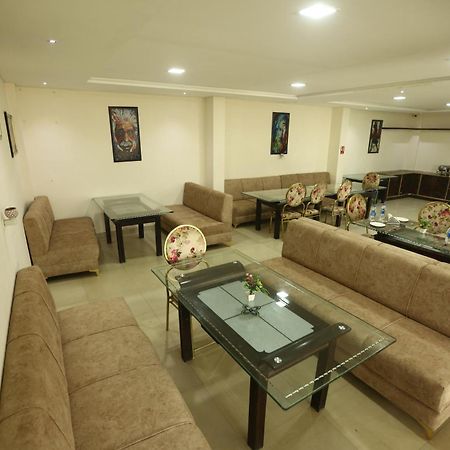 24 Hotel & Resort Agra  Extérieur photo