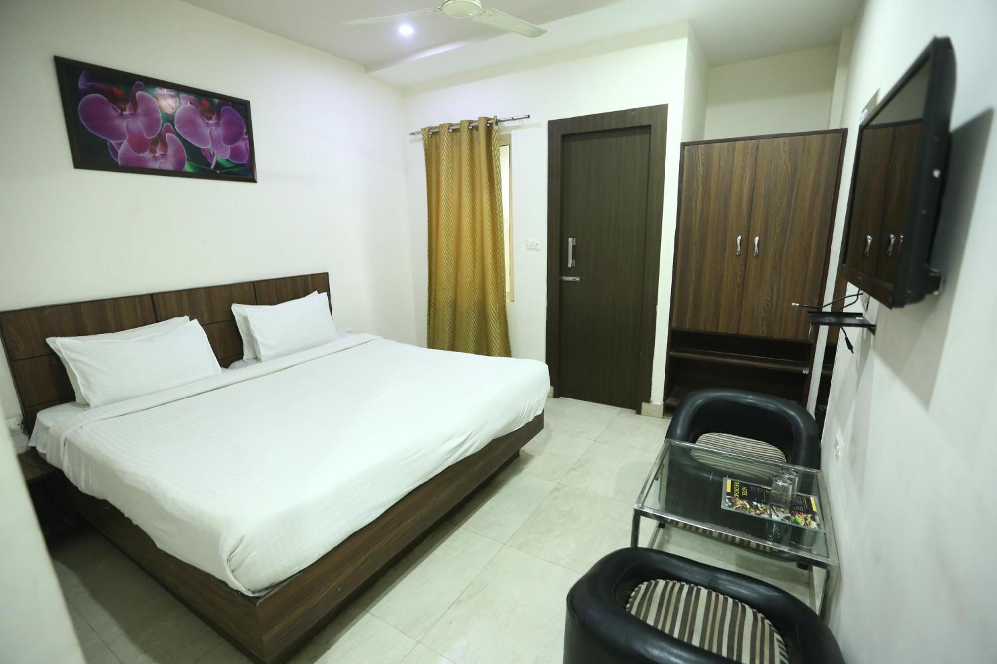 24 Hotel & Resort Agra  Extérieur photo