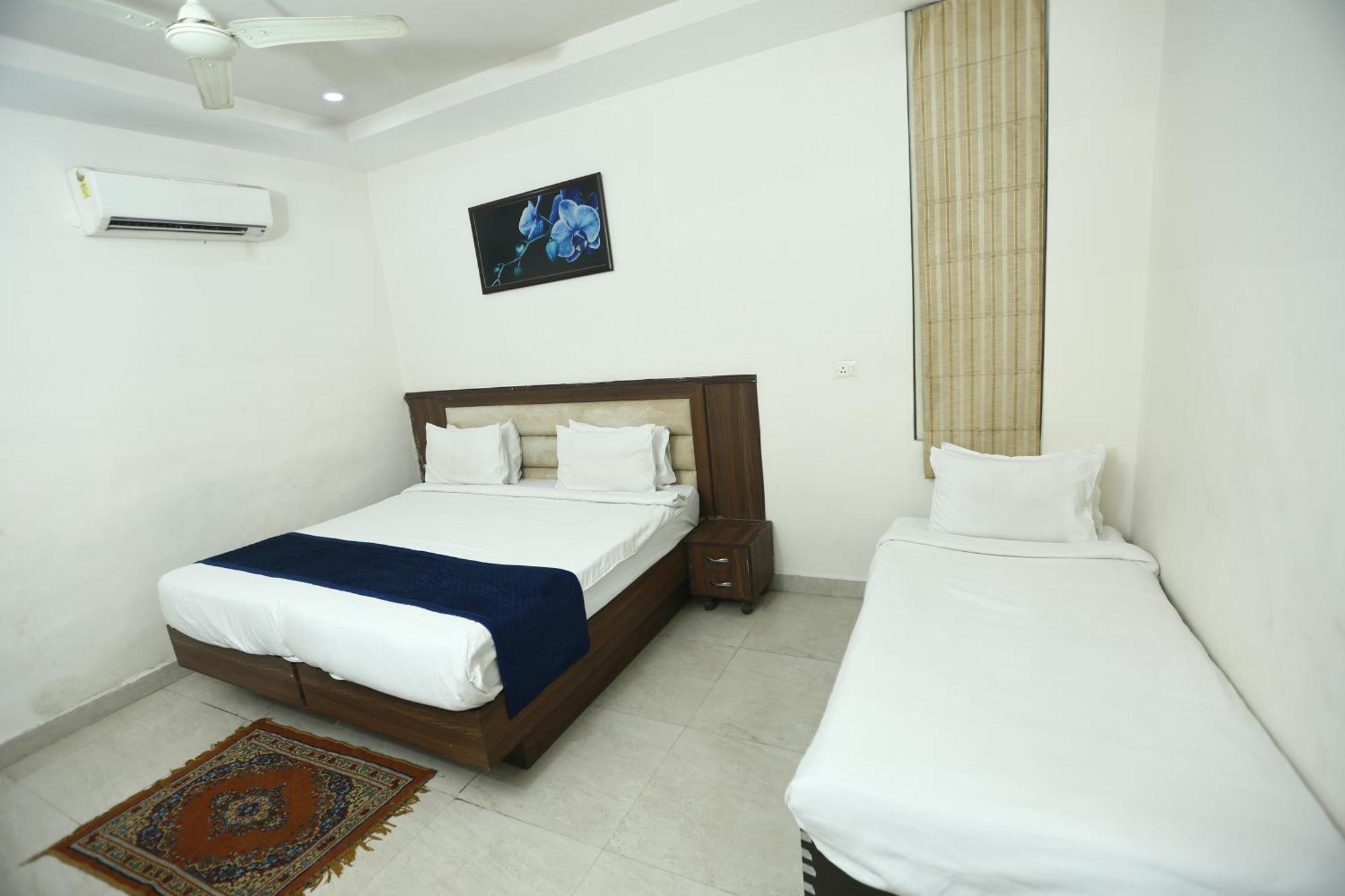 24 Hotel & Resort Agra  Extérieur photo