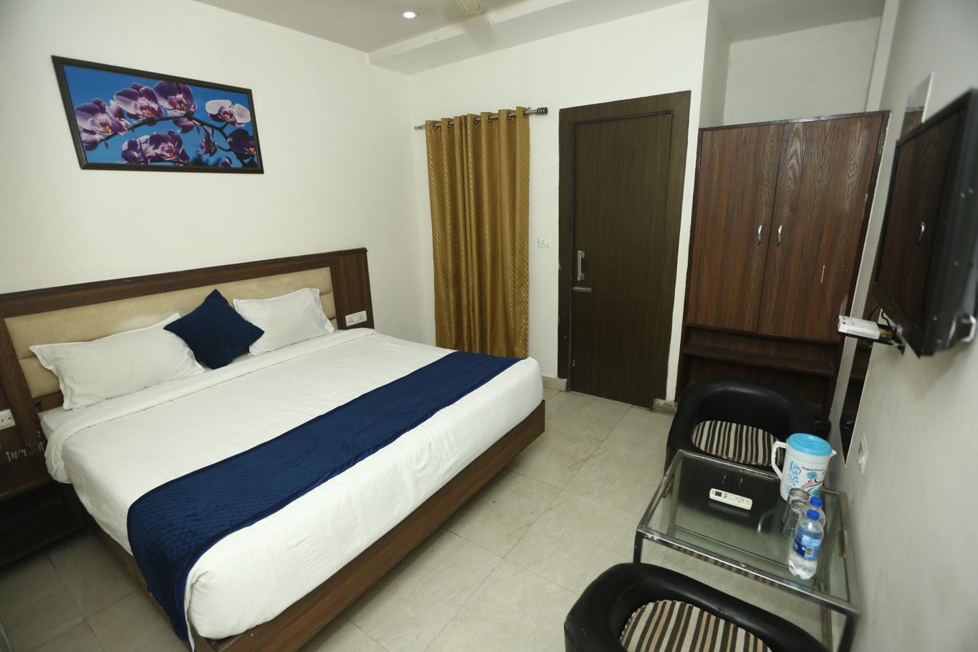 24 Hotel & Resort Agra  Extérieur photo